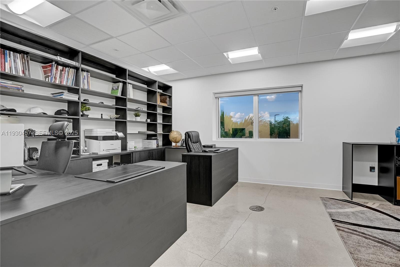   /   sq. ft. $ 2025-12-14 0 foto