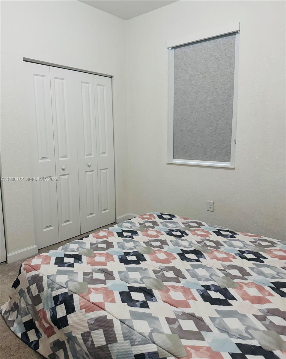 Ver detalles 12970 3 / 3 1545 sq. ft. $ 2026-05-26 0 foto