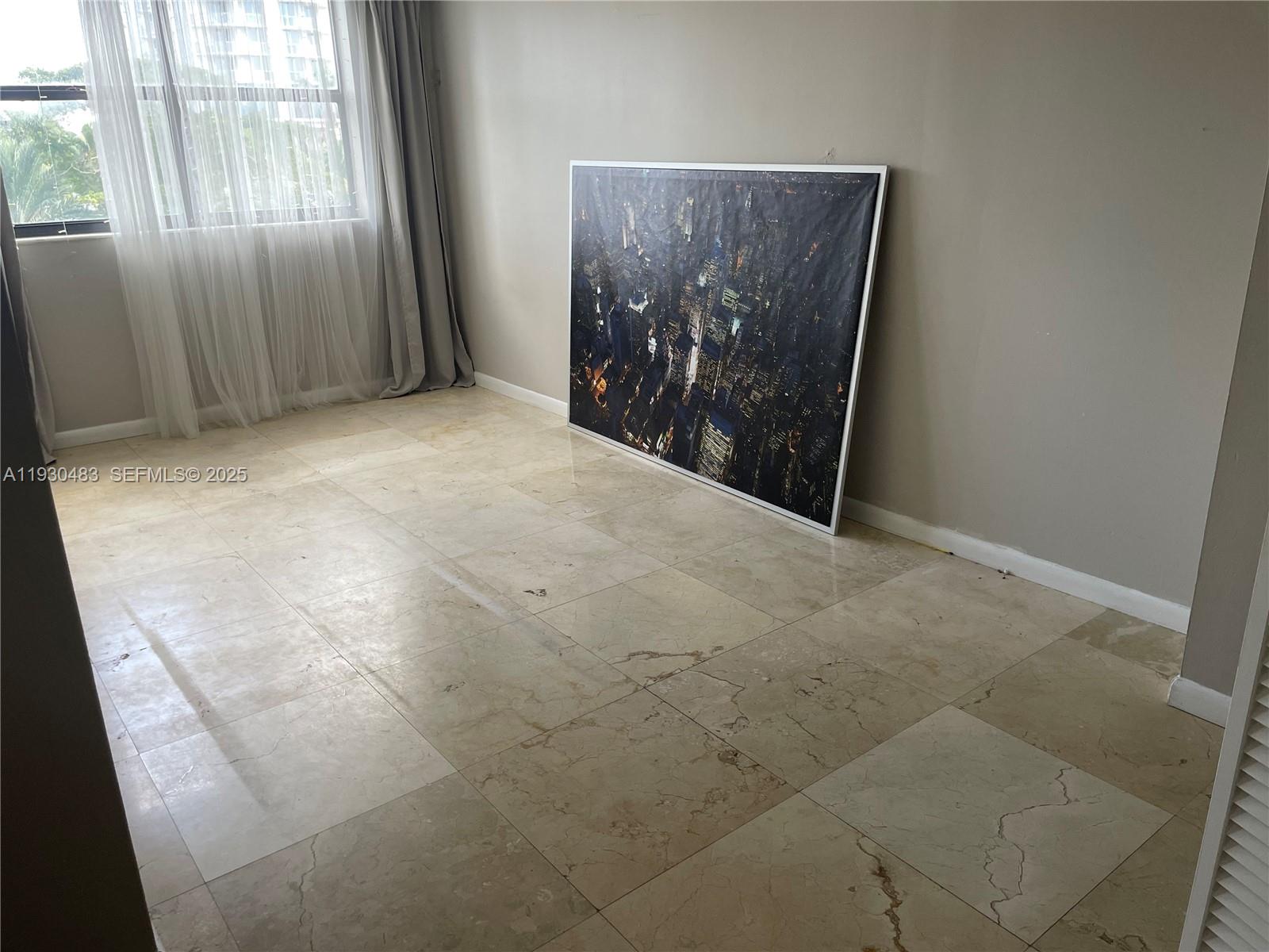 Ver detalles 419 3 / 3 2262 sq. ft. $ 2025-12-14 0 foto