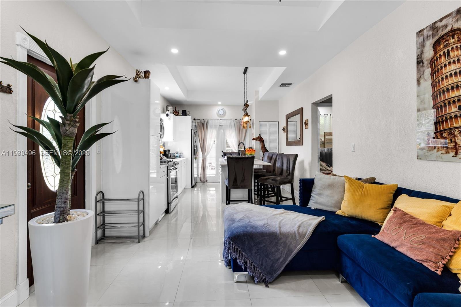 Ver detalles / sq. ft. $ 2025-12-14 0 foto