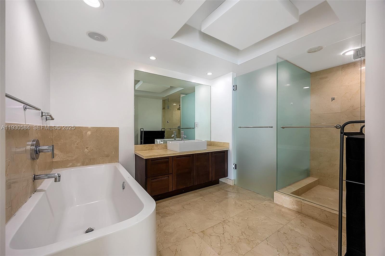 Photo of 150 Sunny Isles Blvd  #1-1006, Sunny Isles Beach, Florida, 33160 - 