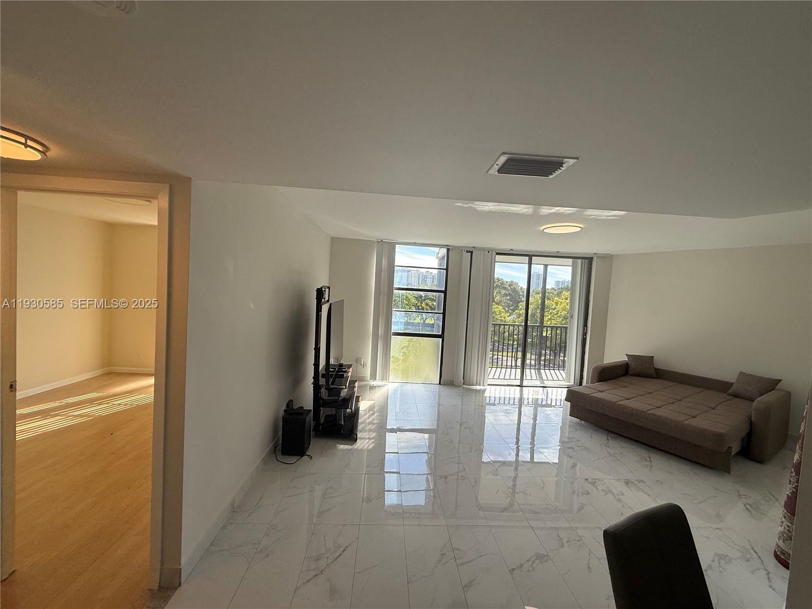 Photo of 3475 Country Club Dr  #408, Aventura, Florida, 33180 - 