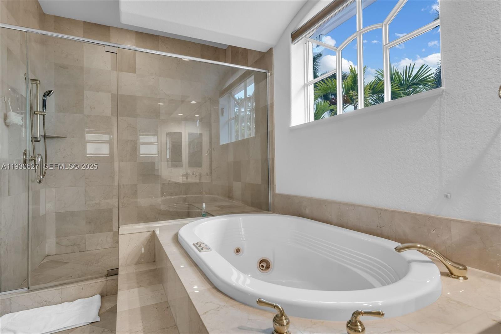 Photo of 1091 Waterside Ln  (1091), Hollywood, Florida, 33019 - 