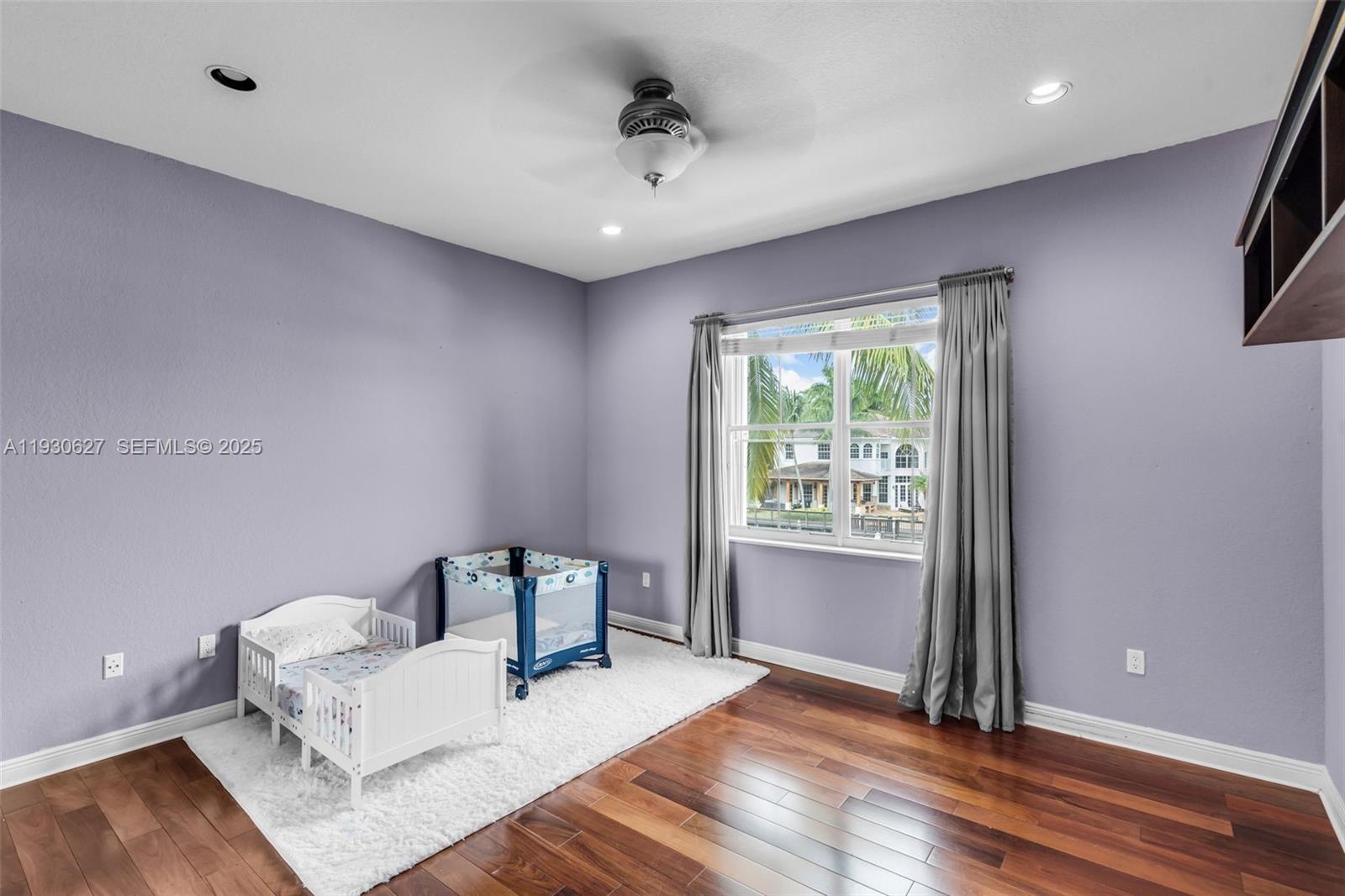 Photo of 1091 Waterside Ln  (1091), Hollywood, Florida, 33019 - 