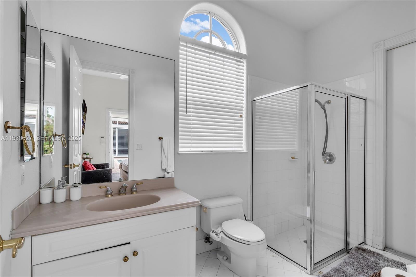 Photo of 1091 Waterside Ln  (1091), Hollywood, Florida, 33019 - 