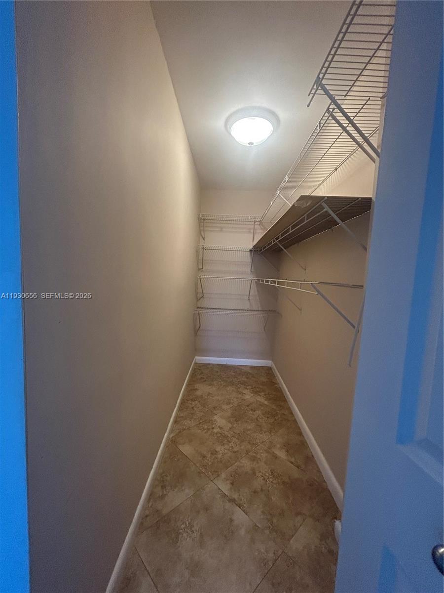 See details 418 2 / 2 1275 sq. ft. $ 2026-02-19 0 Photo