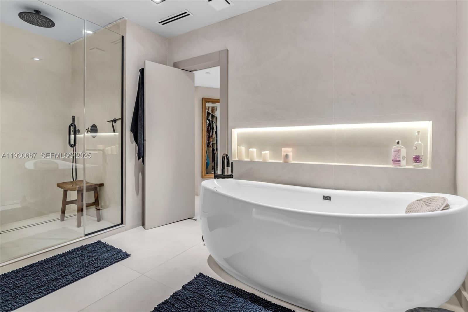 Photo of 20281 Country Club Dr  #TW7, Aventura, Florida, 33180 - 