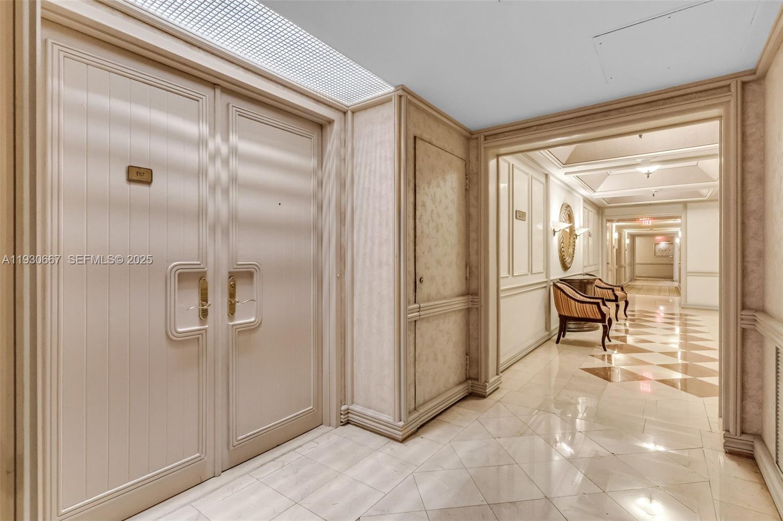 Photo of 20281 Country Club Dr  #TW7, Aventura, Florida, 33180 - 