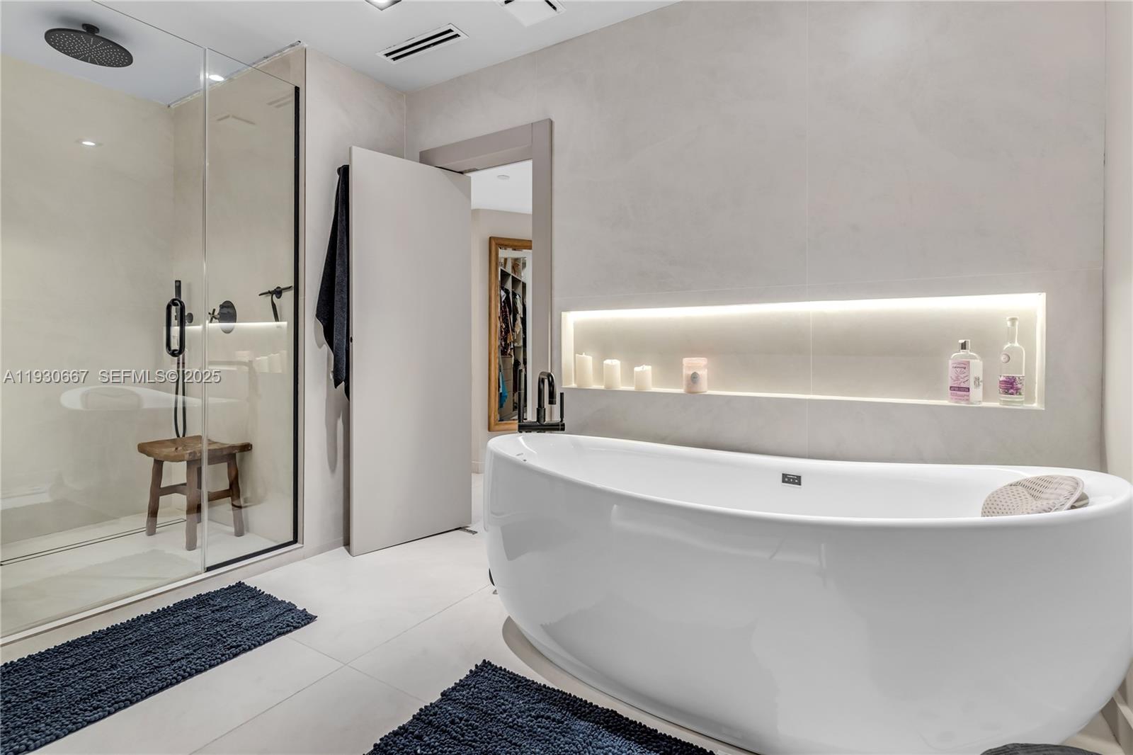 Photo of 20281 Country Club Dr  #TW7, Aventura, Florida, 33180 - 