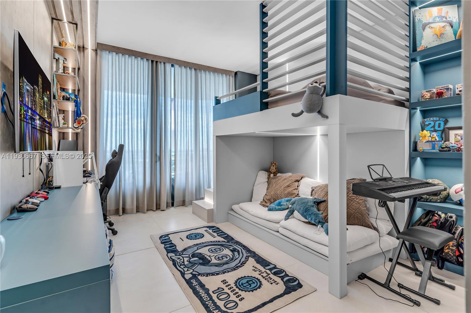 Photo of 20281 Country Club Dr  #TW7, Aventura, Florida, 33180 - 