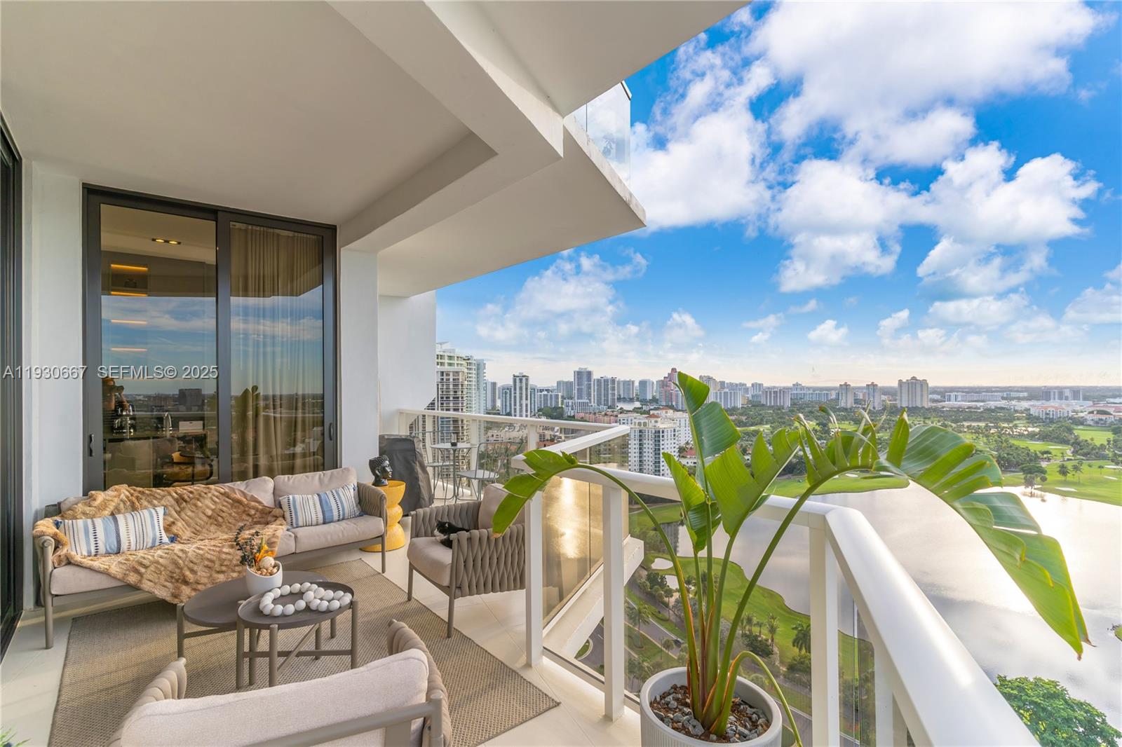 Photo of 20281 Country Club Dr  #TW7, Aventura, Florida, 33180 - 