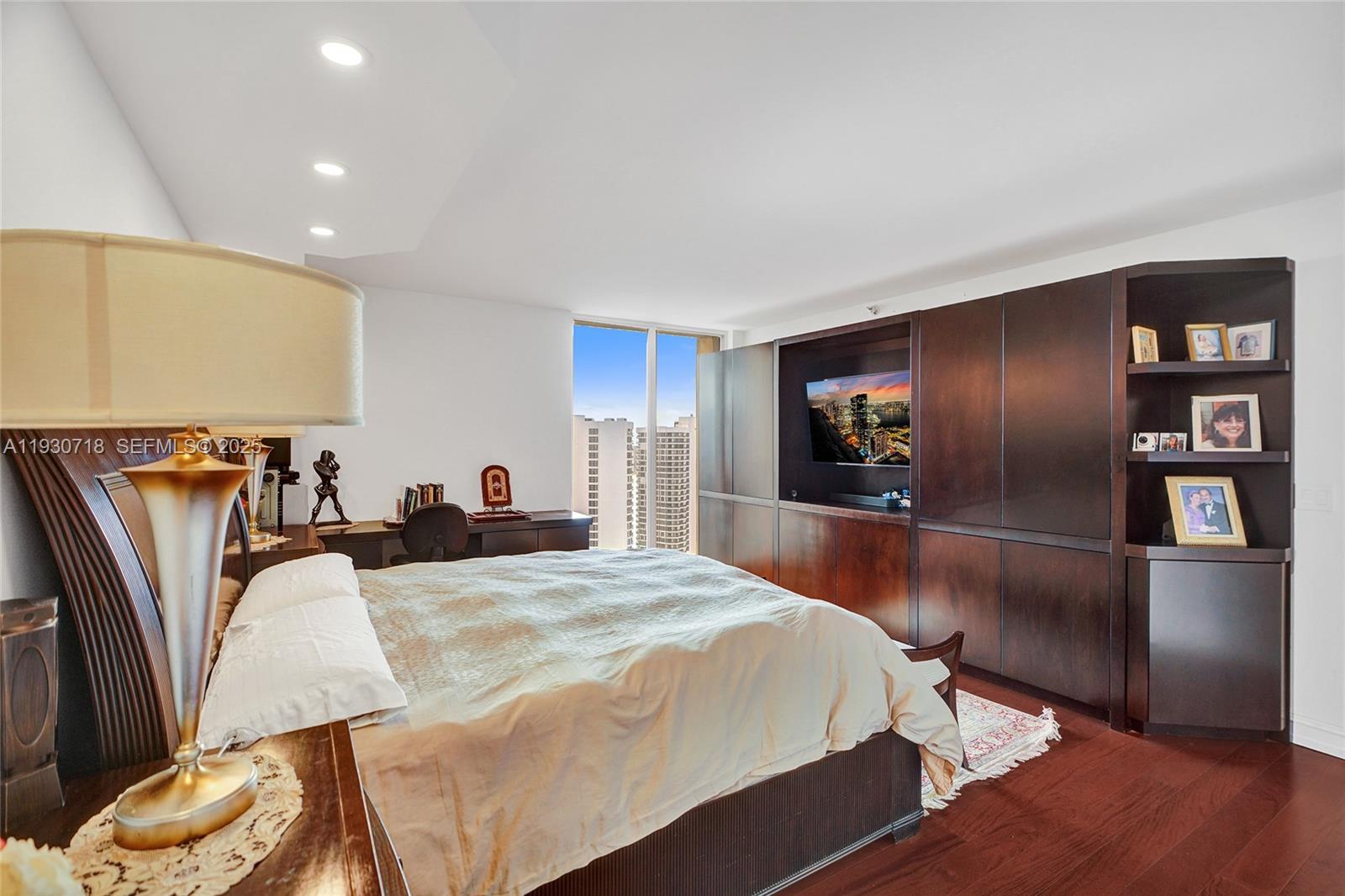 Photo of 19355 Turnberry Way  #26E, Aventura, Florida, 33180 - Master Bedroom