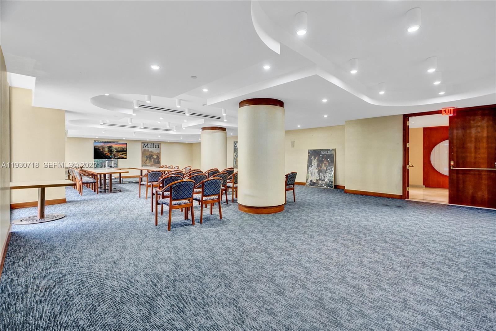 Photo of 19355 Turnberry Way  #26E, Aventura, Florida, 33180 - 