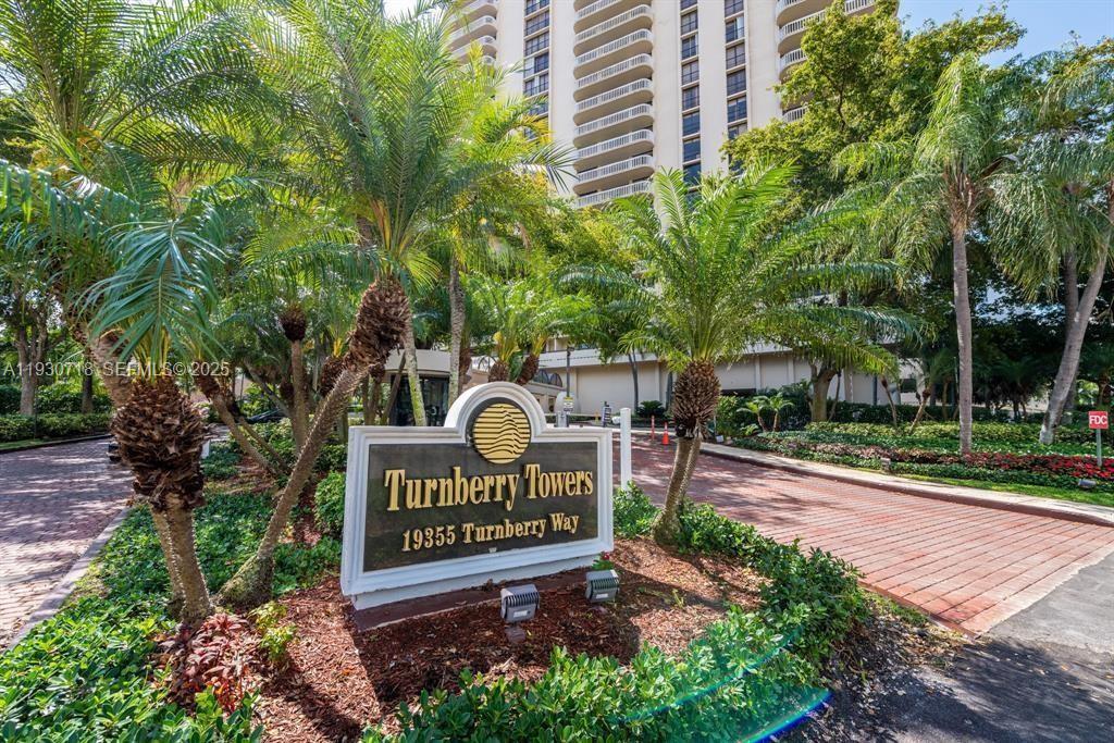 Photo of 19355 Turnberry Way  #26E, Aventura, Florida, 33180 - 