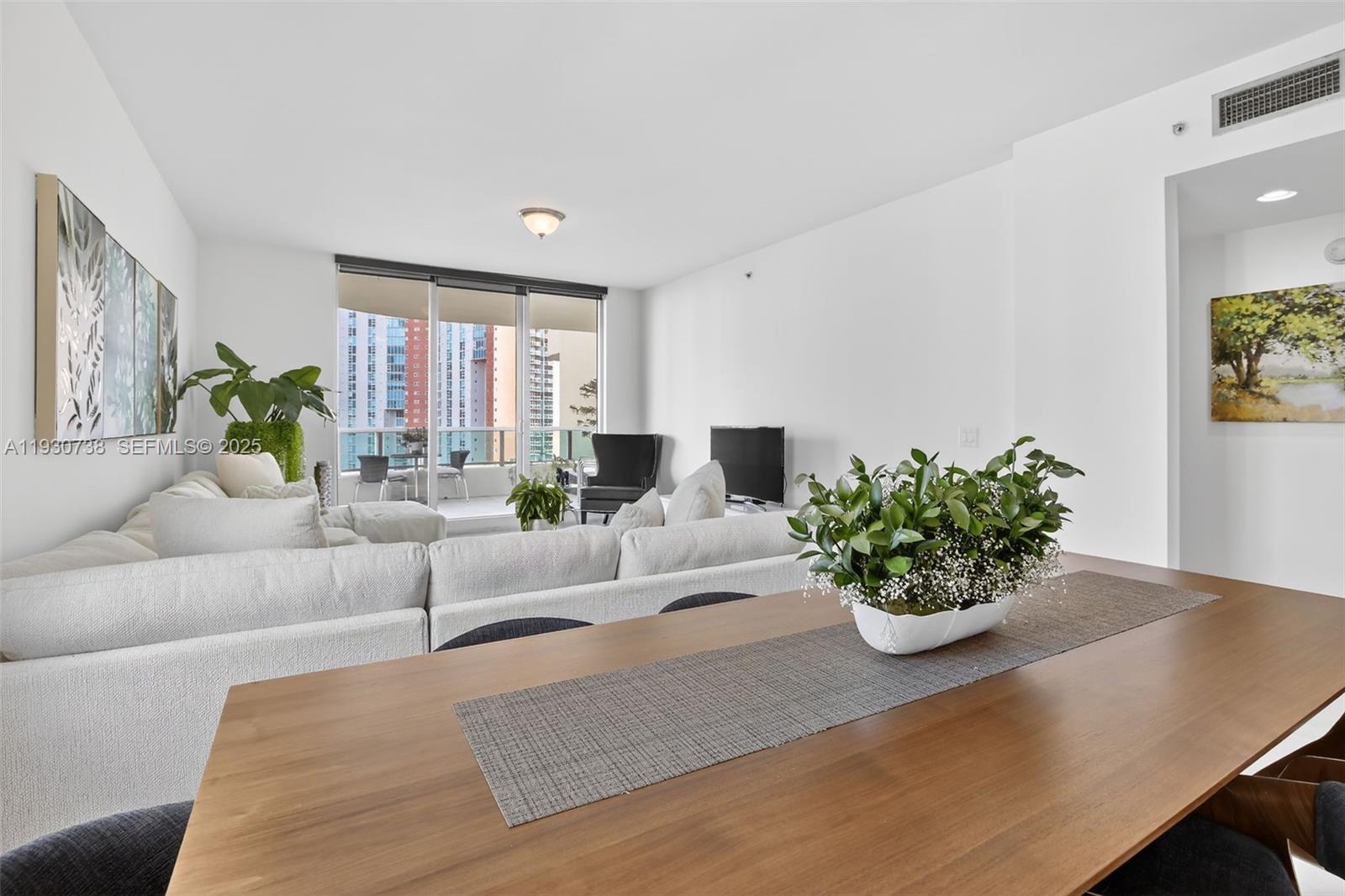 Photo of 3340 190th St  #1101, Aventura, Florida, 33180 - 