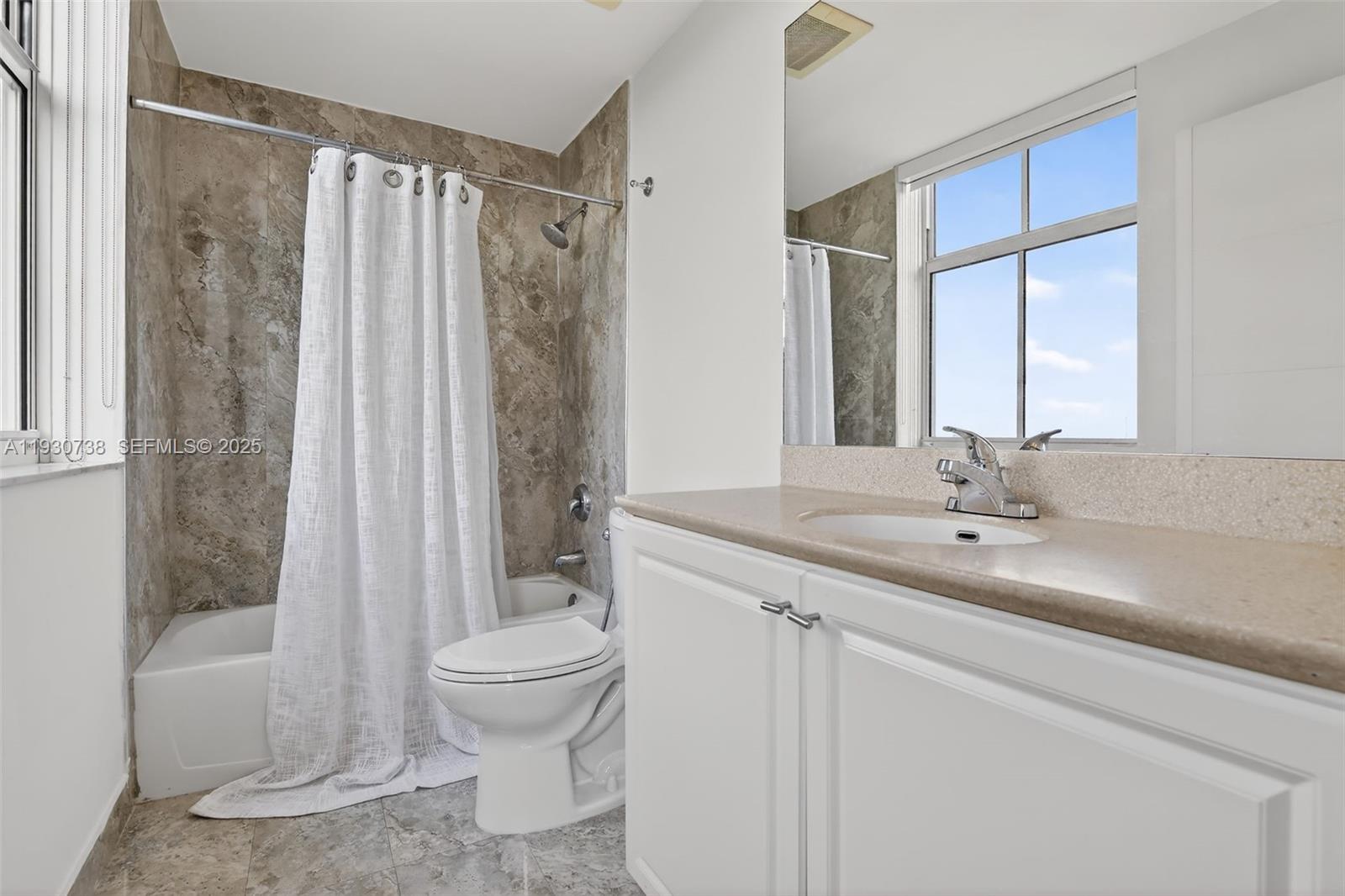 Photo of 3340 190th St  #1101, Aventura, Florida, 33180 - 