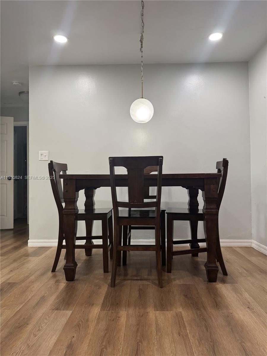 415 3 / 2 1282 sq. ft. $ 2026-04-18 0 Photo