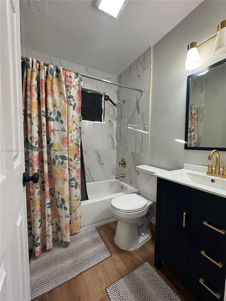 415 3 / 2 1282 sq. ft. $ 2026-04-18 0 Photo