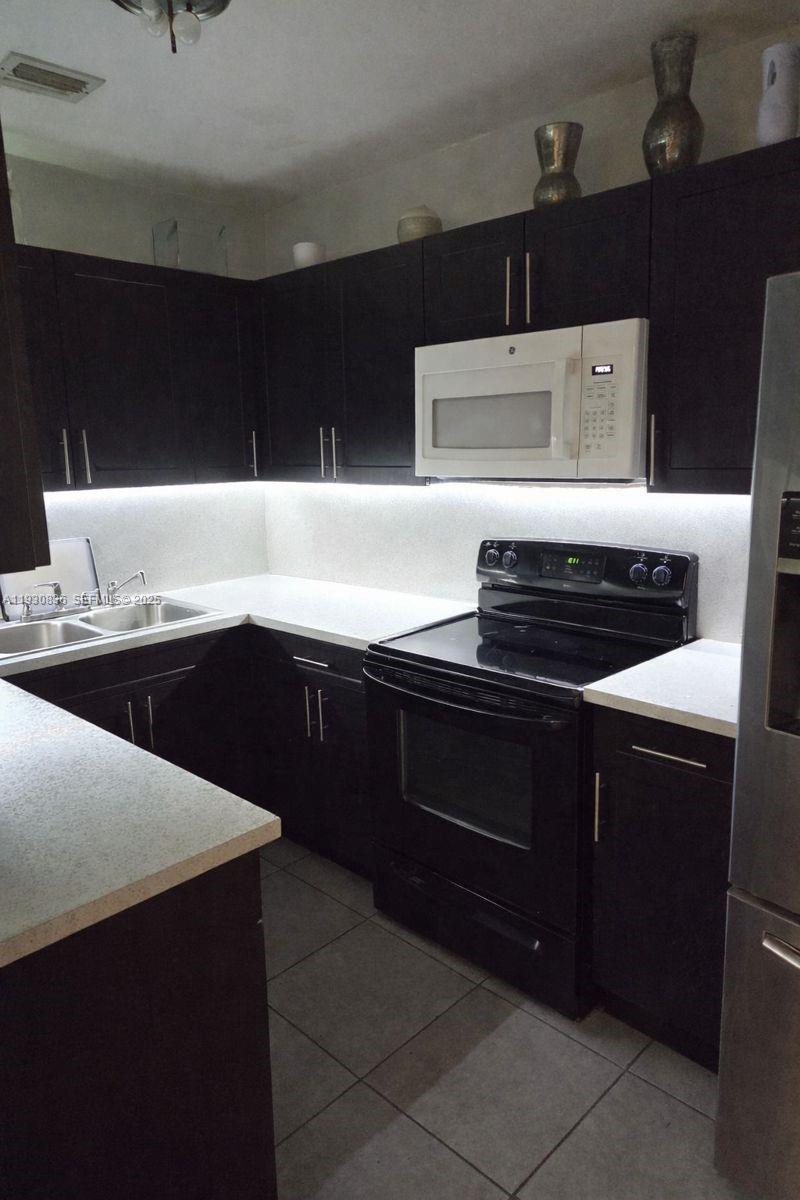   /  1471 sq. ft. $ 2025-12-15 0 Photo