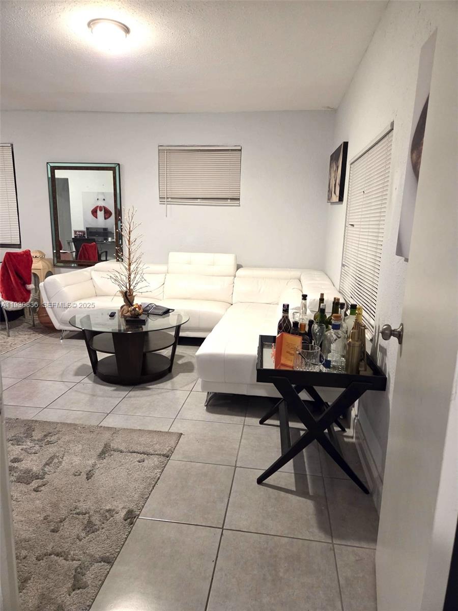   /  1471 sq. ft. $ 2025-12-15 0 Photo