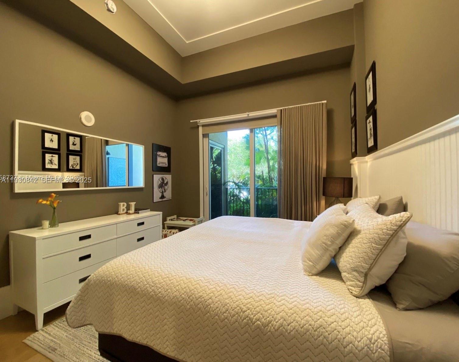 Photo of 20000 Country Club Dr  #114, Aventura, Florida, 33180 - 