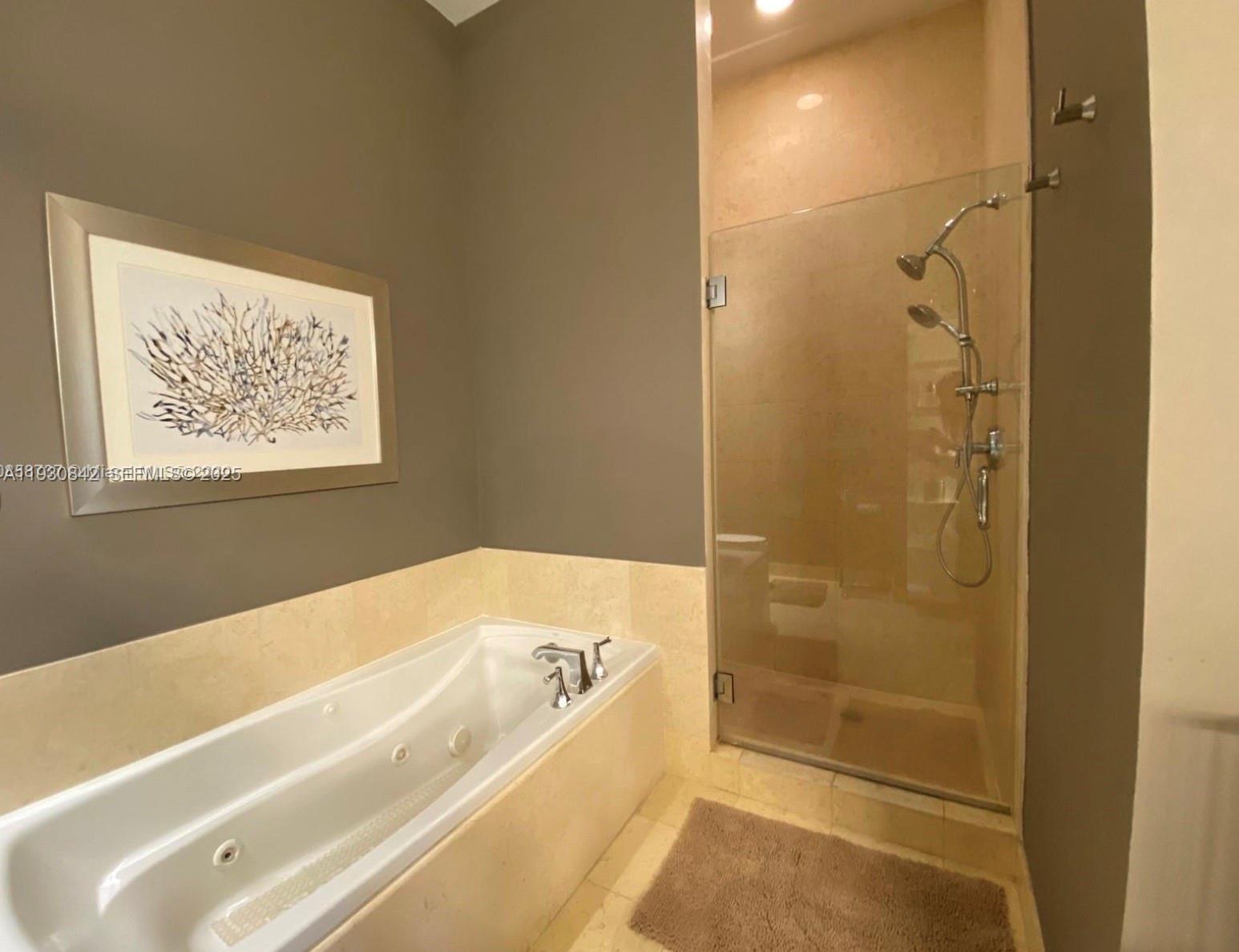 Photo of 20000 Country Club Dr  #114, Aventura, Florida, 33180 - 