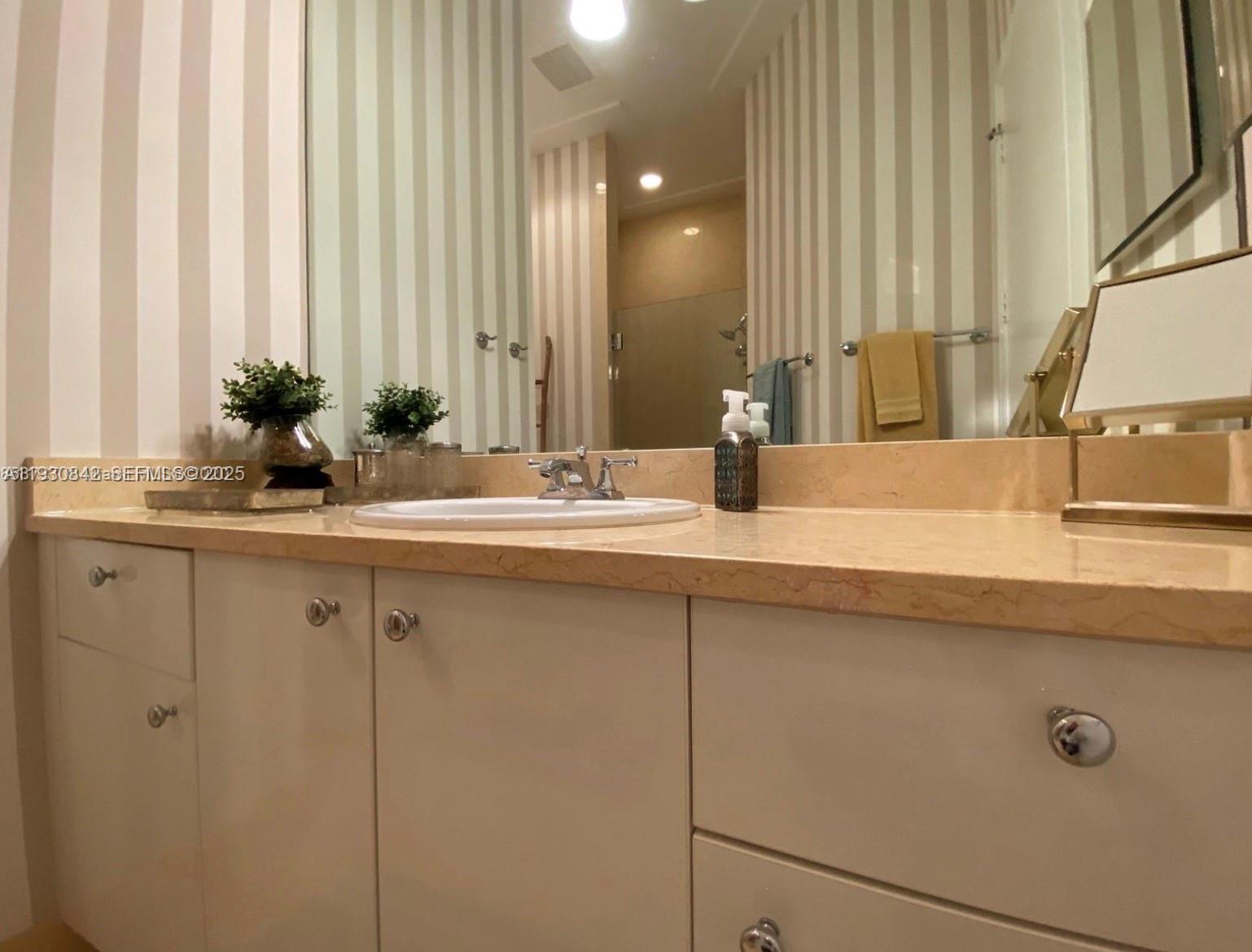 Photo of 20000 Country Club Dr  #114, Aventura, Florida, 33180 - 