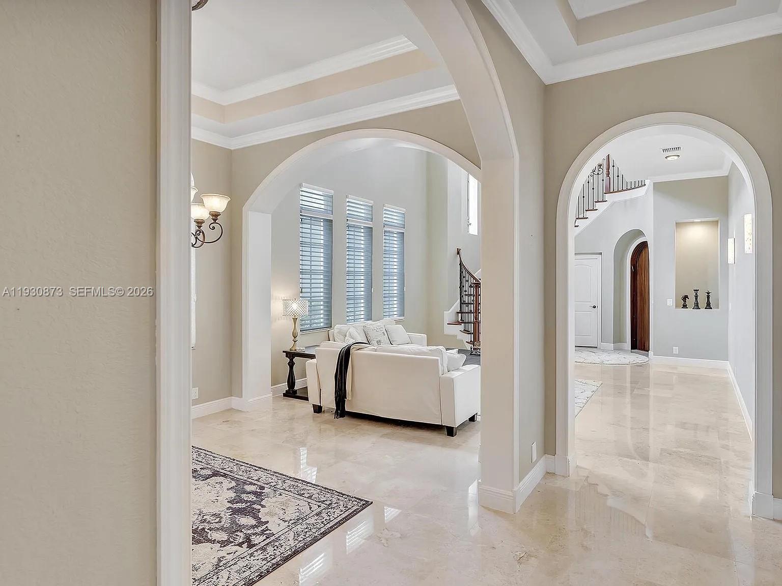 9614 5 / 4 3972 кв.футов $ 2025-12-15 0 Фото