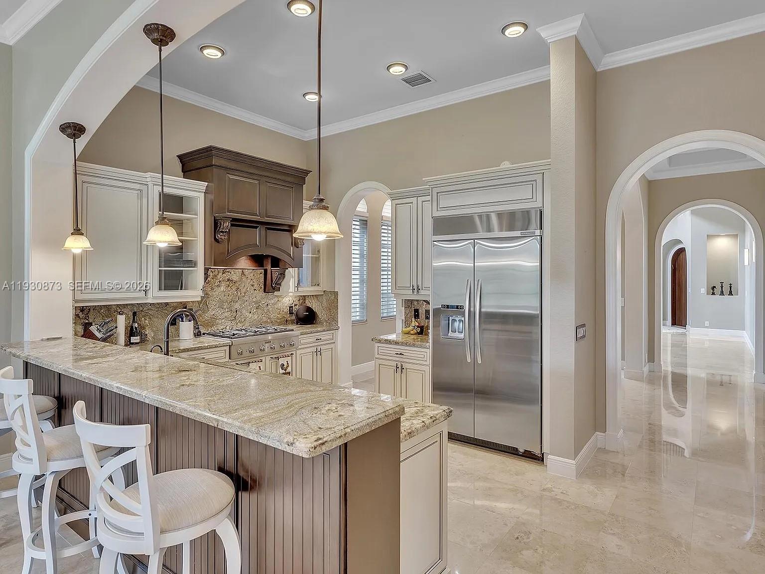 9614 5 / 4 3972 кв.футов $ 2025-12-15 0 Фото