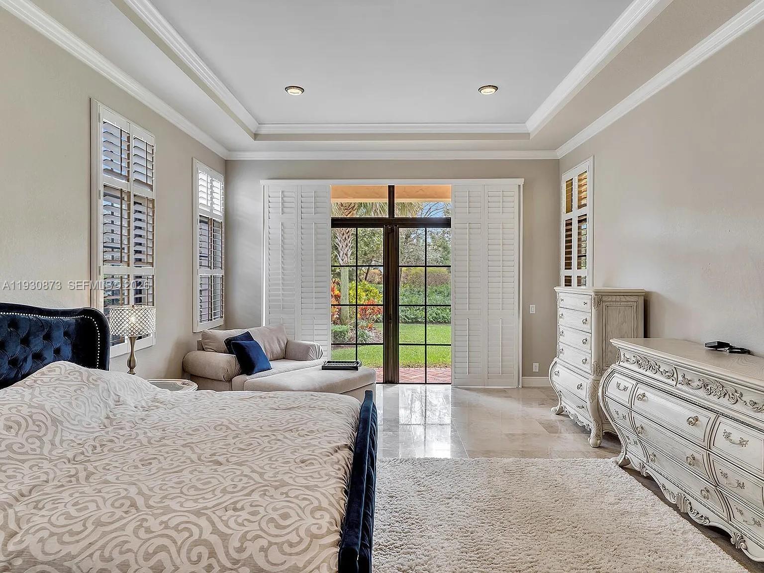 9614 5 / 4 3972 кв.футов $ 2025-12-15 0 Фото