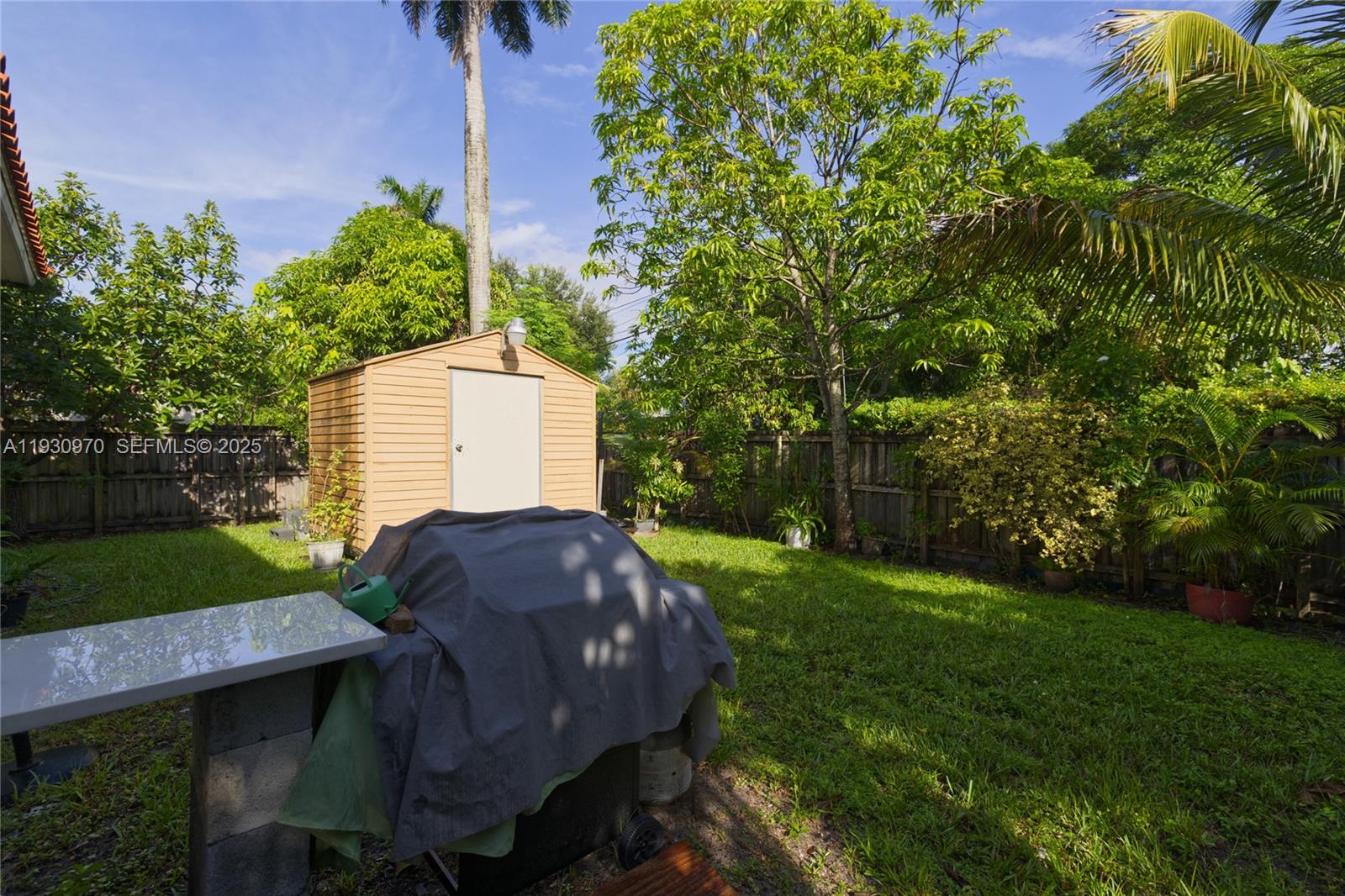 Ver detalles 795 3 / 2 1294 sq. ft. $ 2025-12-15 0 foto