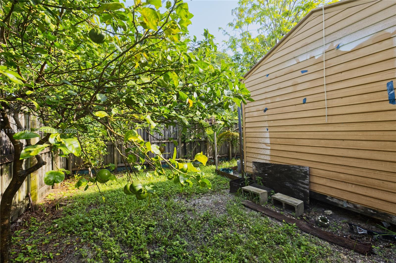 Ver detalles 795 3 / 2 1294 sq. ft. $ 2025-12-15 0 foto