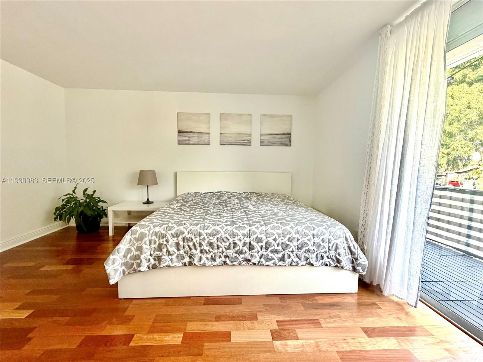 Photo of 934 27th Ave  (934), Hallandale Beach, Florida, 33009 - 