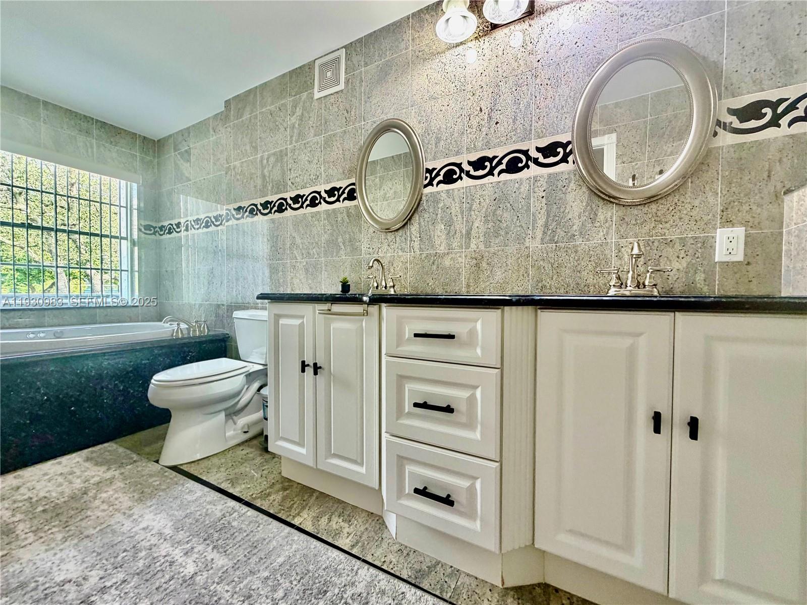 Photo of 934 27th Ave  (934), Hallandale Beach, Florida, 33009 - 