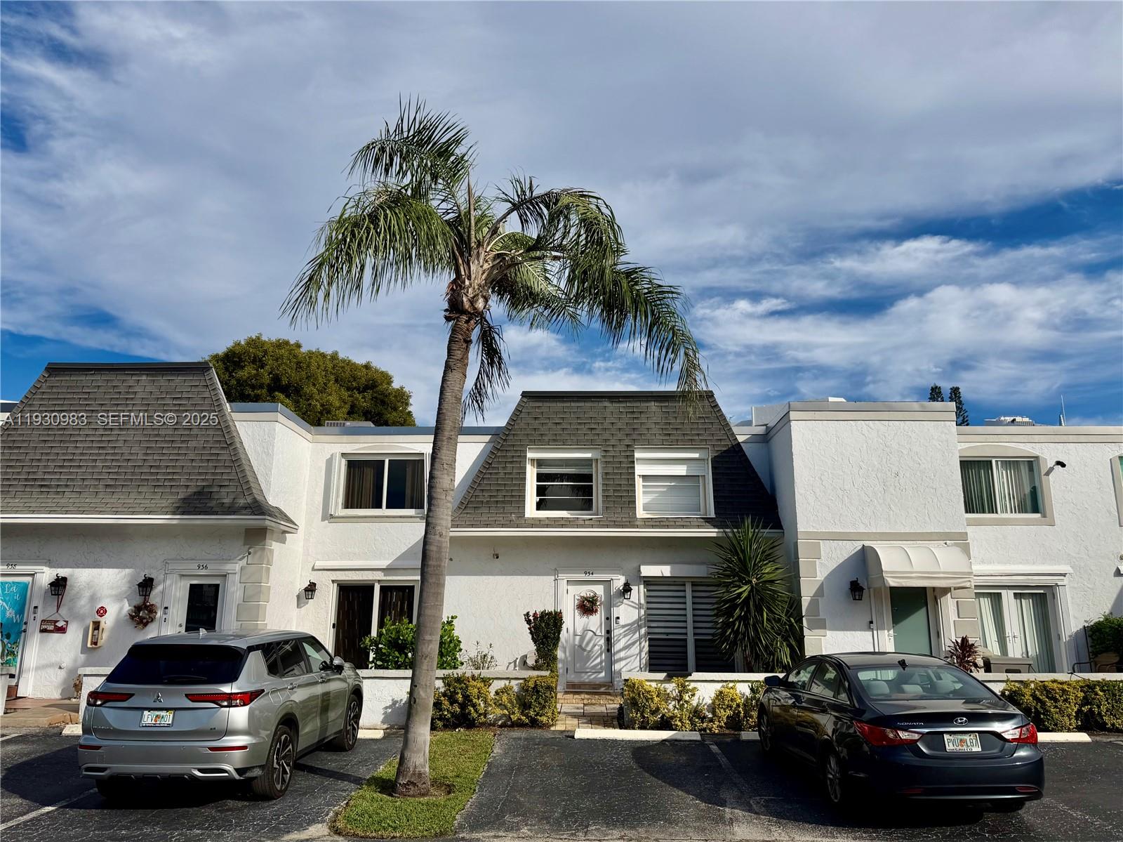 Photo of 934 27th Ave  (934), Hallandale Beach, Florida, 33009 - 