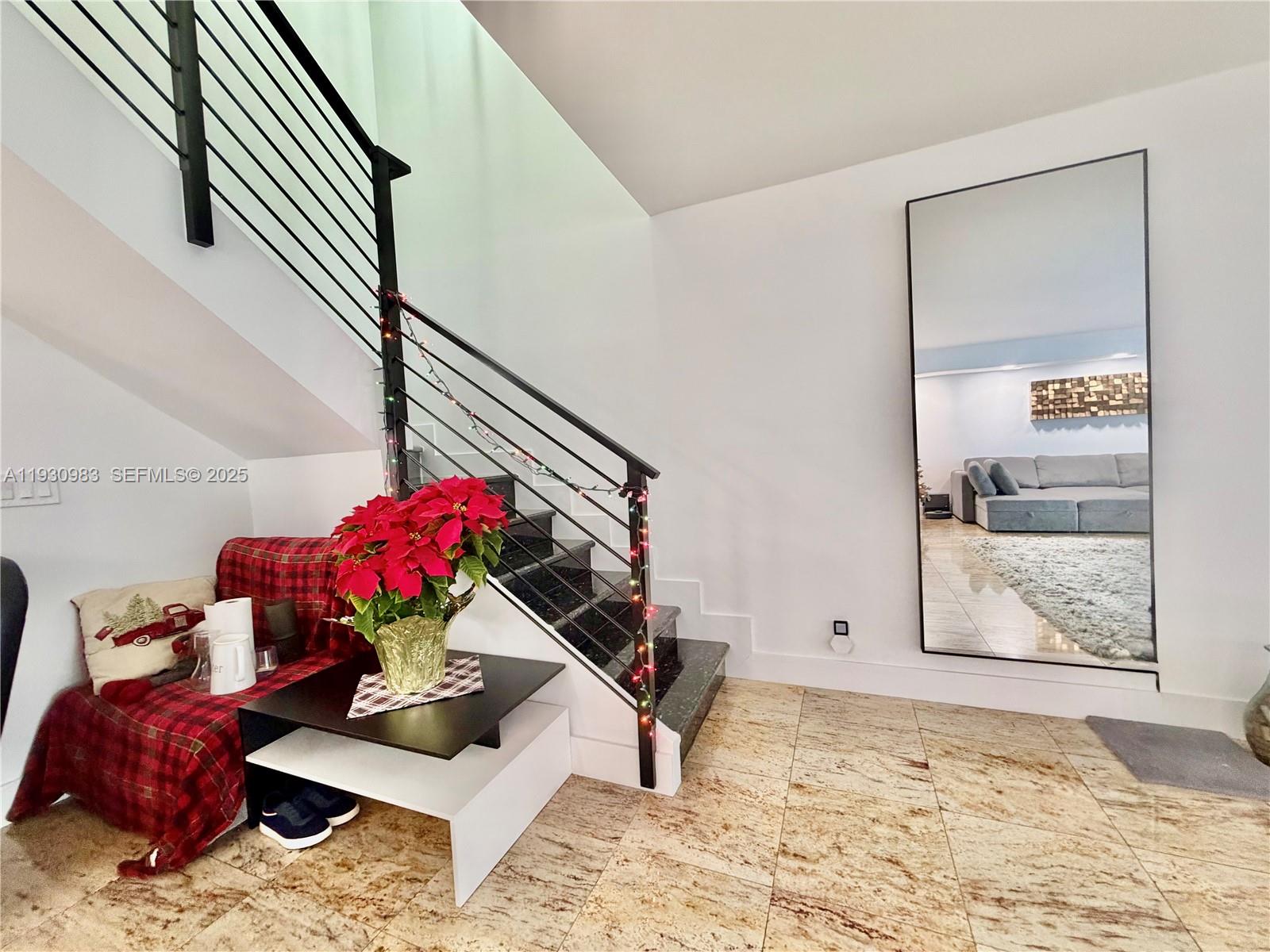 Photo of 934 27th Ave  (934), Hallandale Beach, Florida, 33009 - 