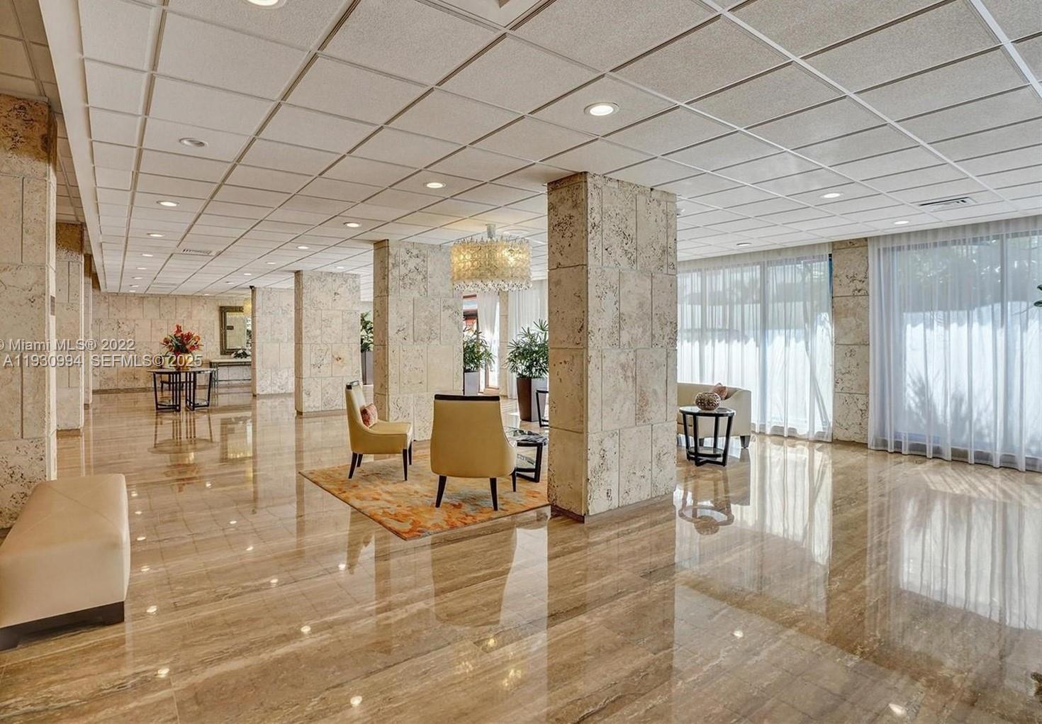 See details 2H 2 / 2 1240 sq. ft. $ 2025-12-15 0 Photo