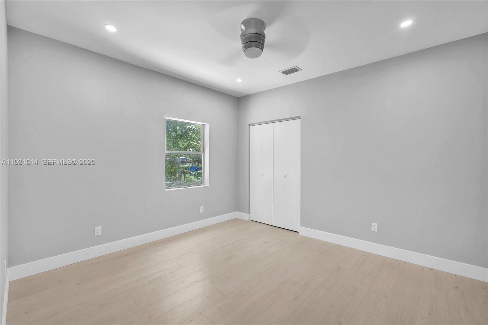 Подробнее / 1556 кв.футов $ 2025-12-15 0 Фото