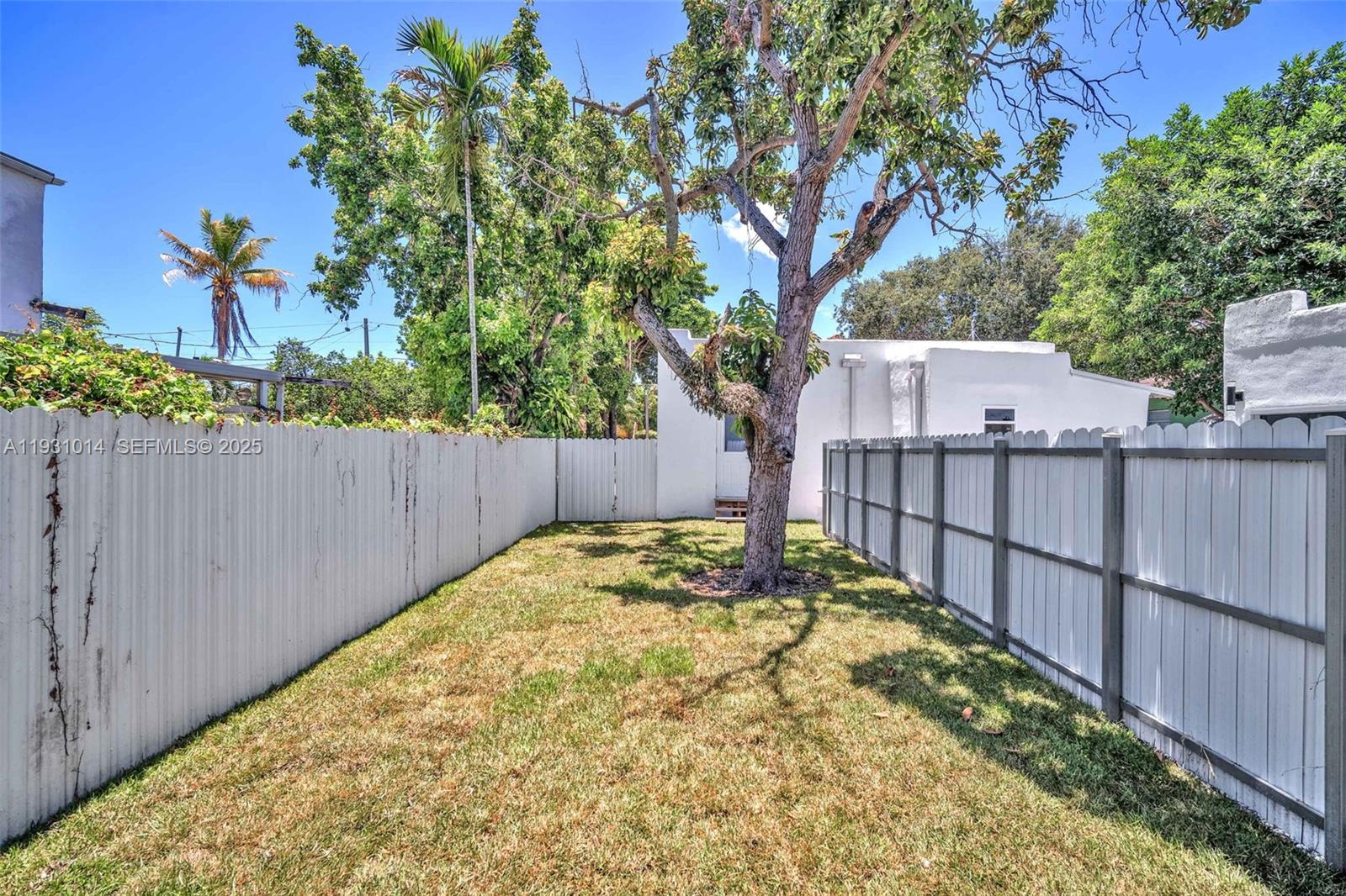 Подробнее / 1556 кв.футов $ 2025-12-15 0 Фото