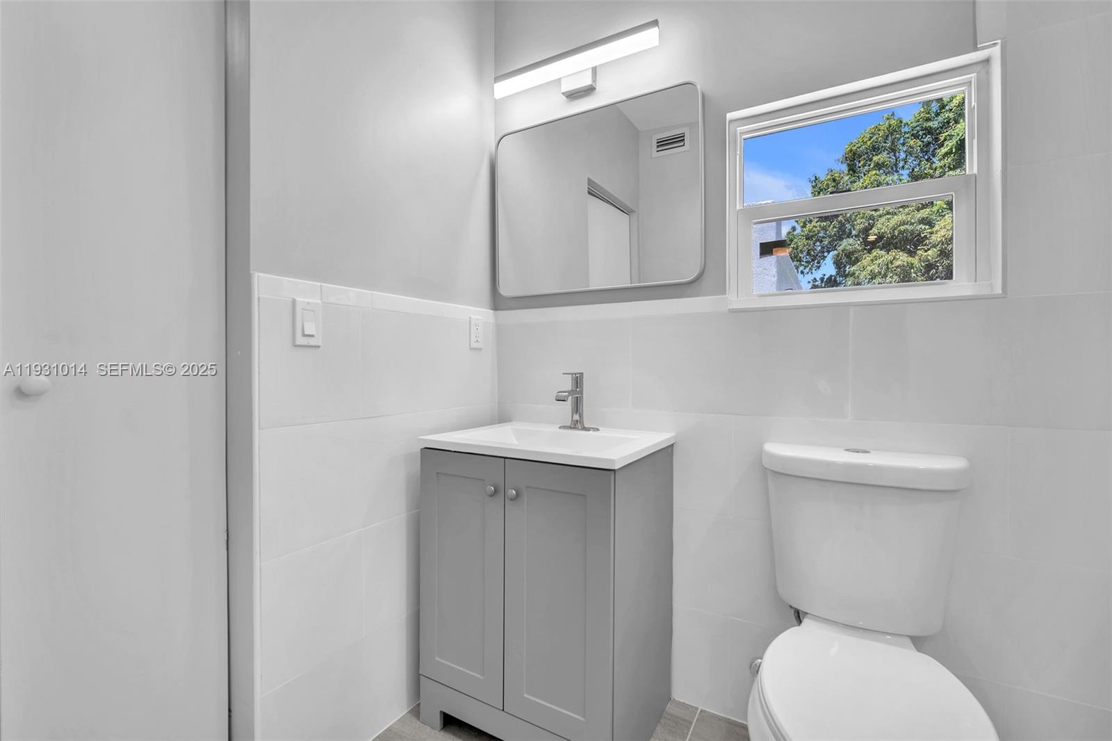 Подробнее / 1556 кв.футов $ 2025-12-15 0 Фото