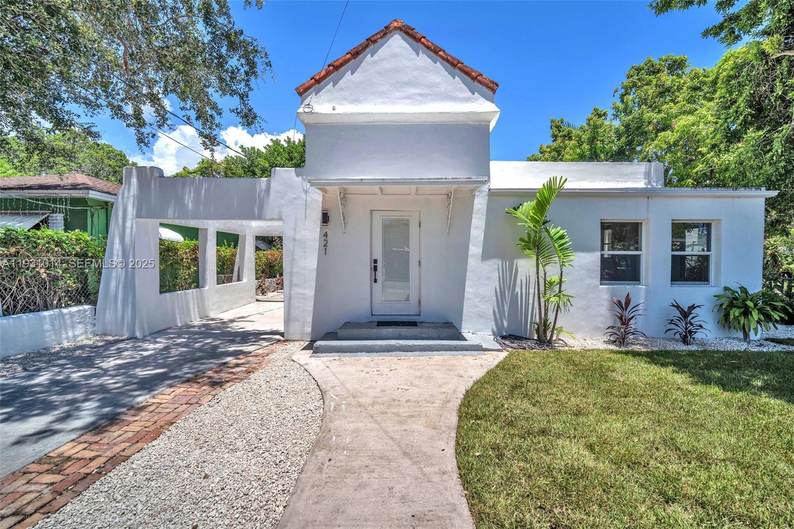 Подробнее / 1556 кв.футов $ 2025-12-15 0 Фото