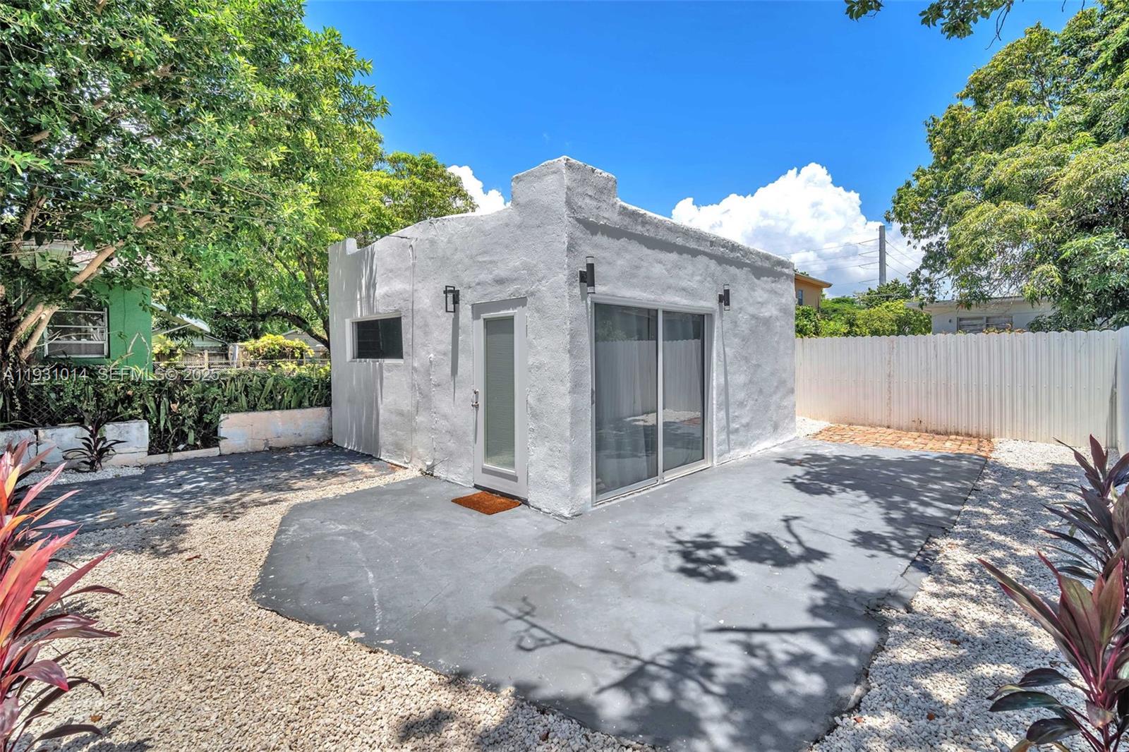 Подробнее / 1556 кв.футов $ 2025-12-15 0 Фото