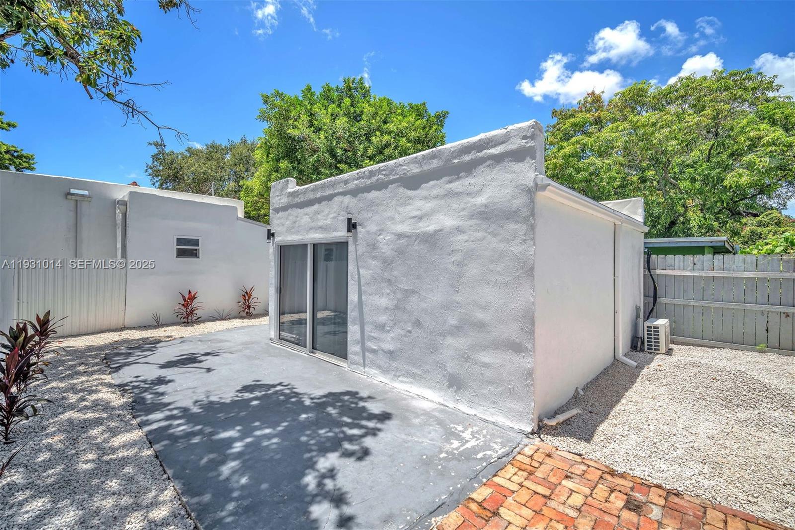 Подробнее / 1556 кв.футов $ 2025-12-15 0 Фото