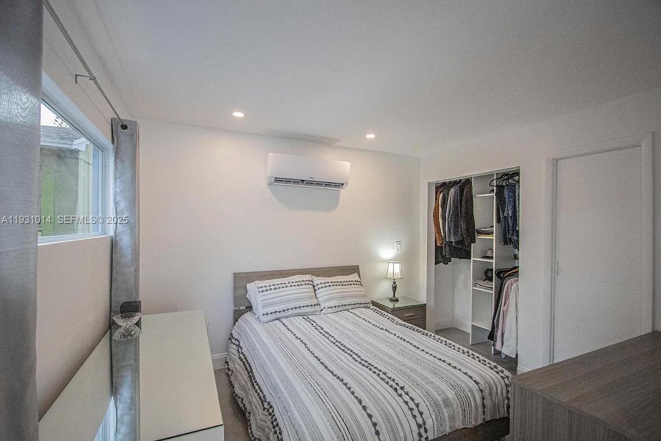 Подробнее / 1556 кв.футов $ 2025-12-15 0 Фото