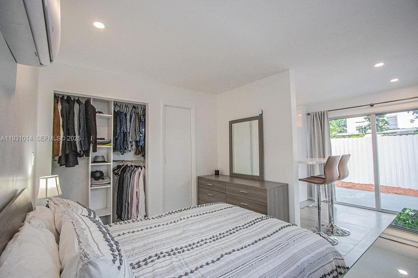 Подробнее / 1556 кв.футов $ 2025-12-15 0 Фото