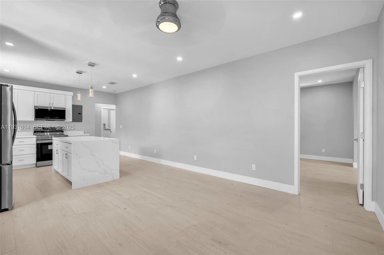 Подробнее / 1556 кв.футов $ 2025-12-15 0 Фото