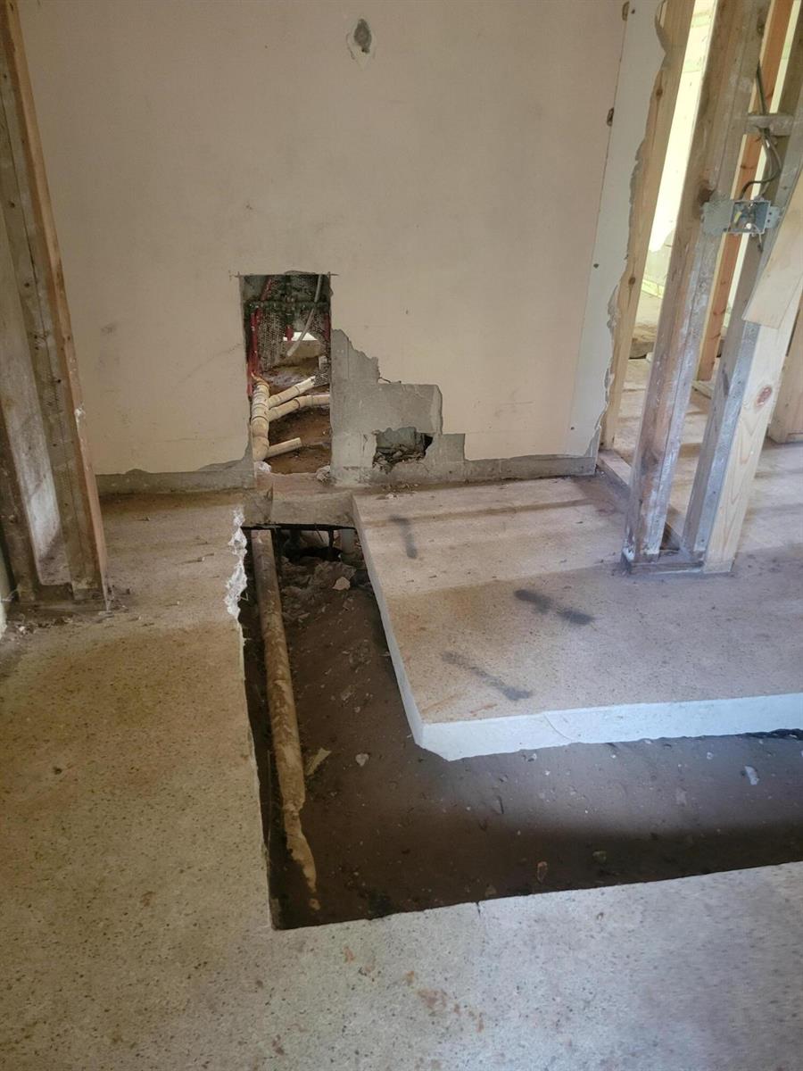 Ver detalles 1817 4 / 2 2434 sq. ft. $ 2026-04-24 0 foto