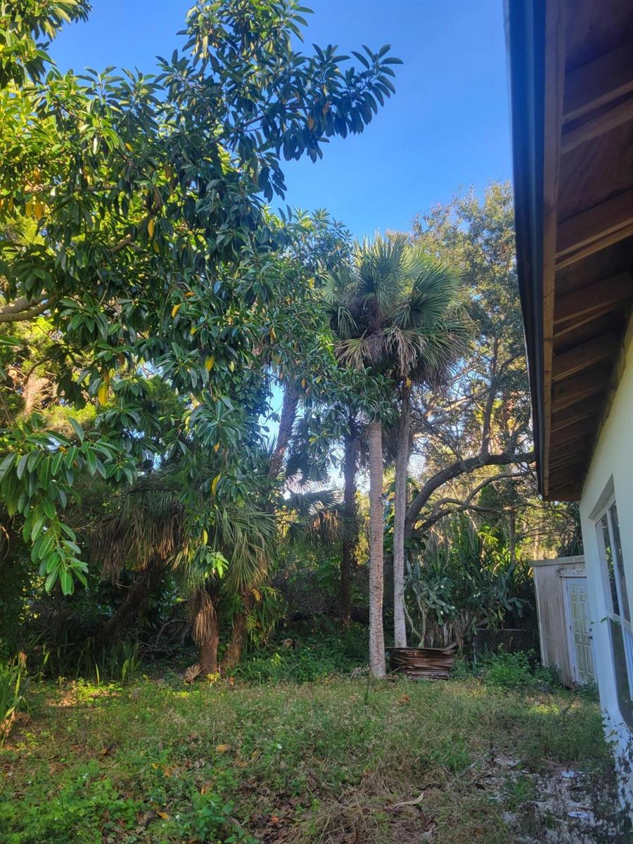 Ver detalles 1817 4 / 2 2434 sq. ft. $ 2026-04-24 0 foto