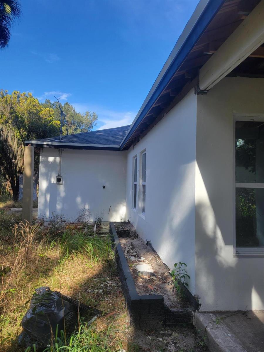 Ver detalles 1817 4 / 2 2434 sq. ft. $ 2026-04-24 0 foto