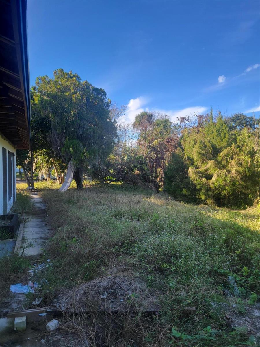 Ver detalles 1817 4 / 2 2434 sq. ft. $ 2026-04-24 0 foto